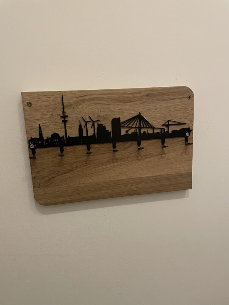 Schlüsselleiste mit Brett