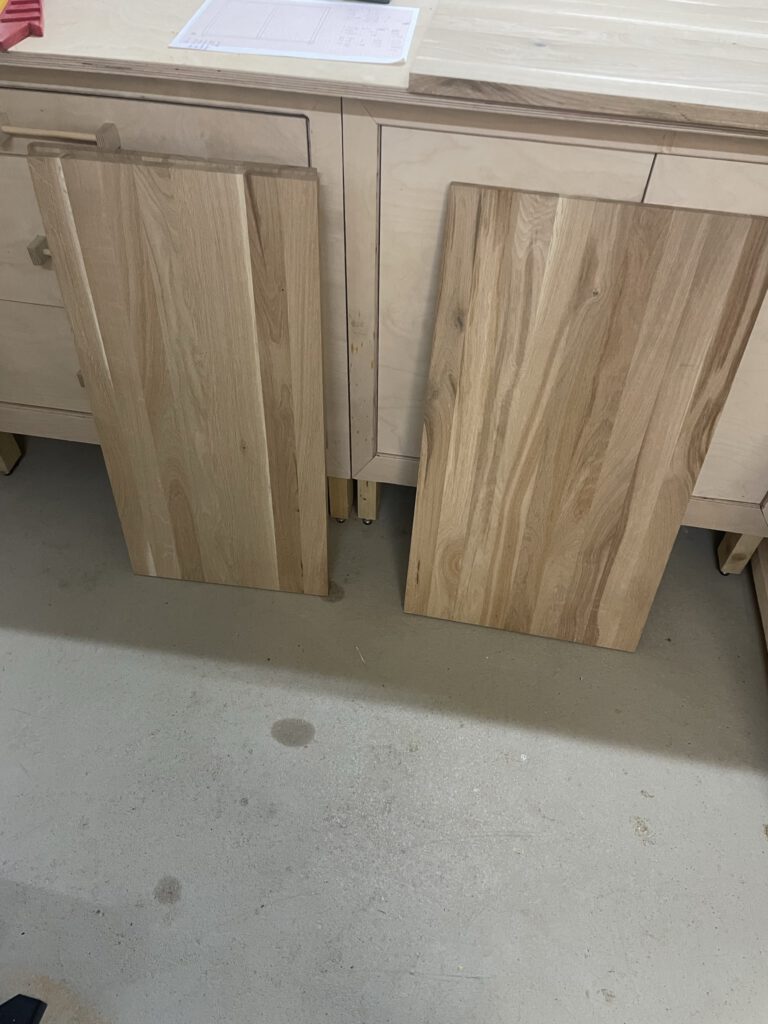 Platten für den Badschrank