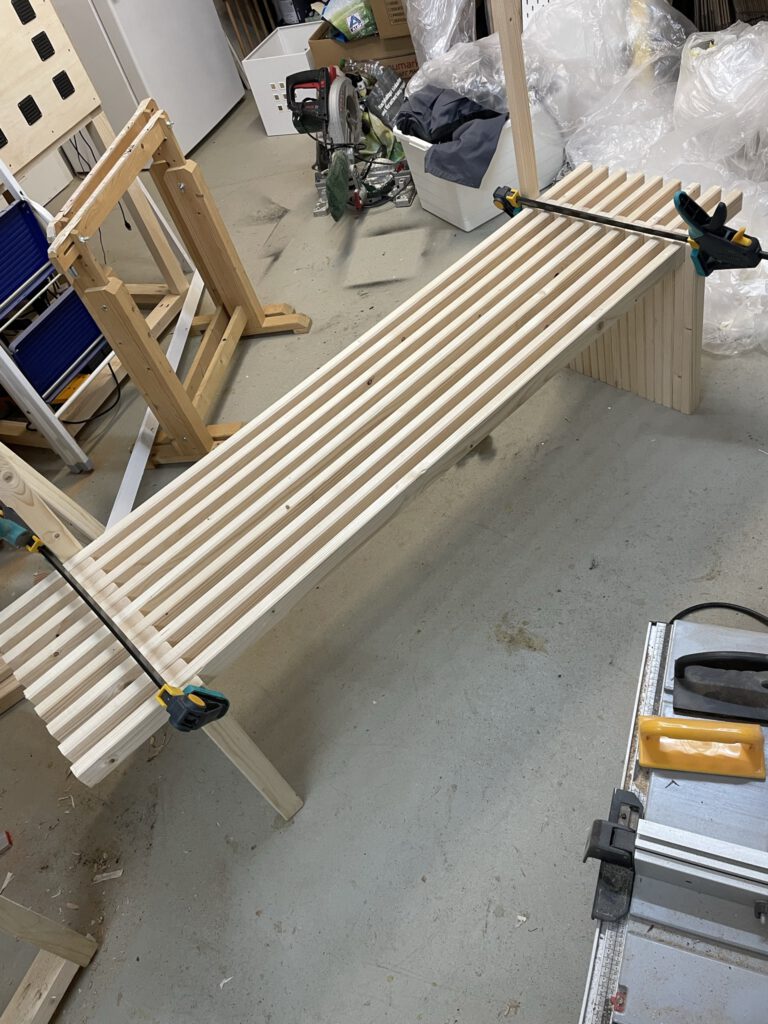 Bau der Sitzfläche