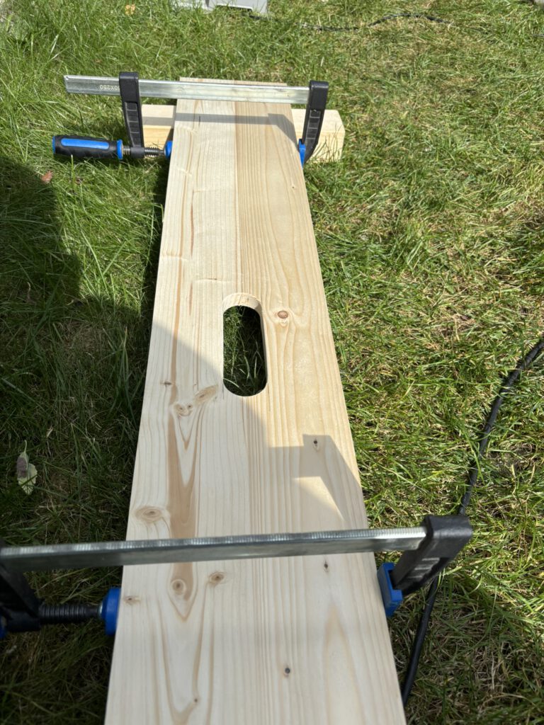 Aussparung als Griff